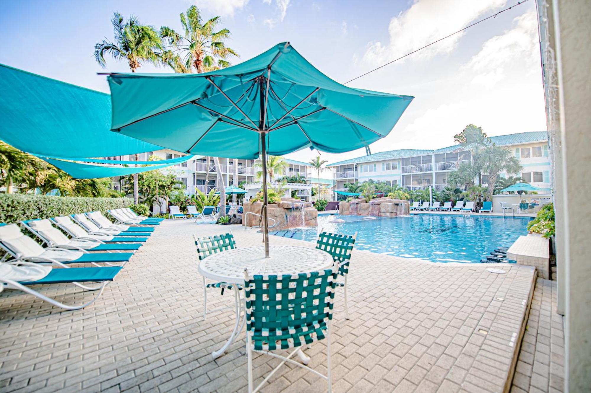 Seven Mile Beach Resort George Town Kültér fotó